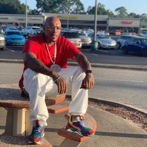 Meet your Posher, Julius